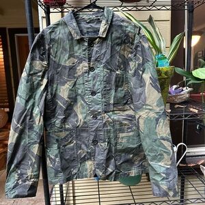 ALLSAINTS SPITALFIELDS Camo Wax Spurr Hardy Blazer XL EUC
3 pocket button down